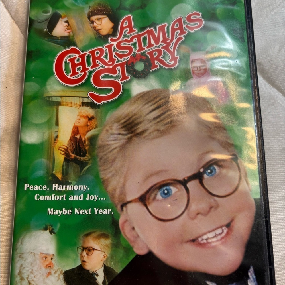 A Christmas Story (DVD, 1999) DVD In Great Condition- Case Has Small Damage